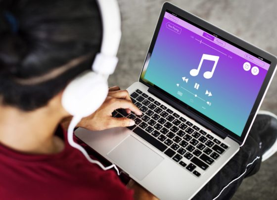 STREAMING; RANKING FONOGRÁFICO; AUDIO; MÚSICA - Com impulso do streaming, Brasil fica em 9º em ranking fonográfico. Foto: Rawpixel/Freepik