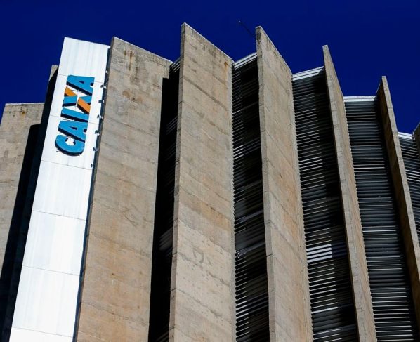 Fachada sede da Caixa Econômica Federal Por: Marcelo Camargo/Agência Brasil