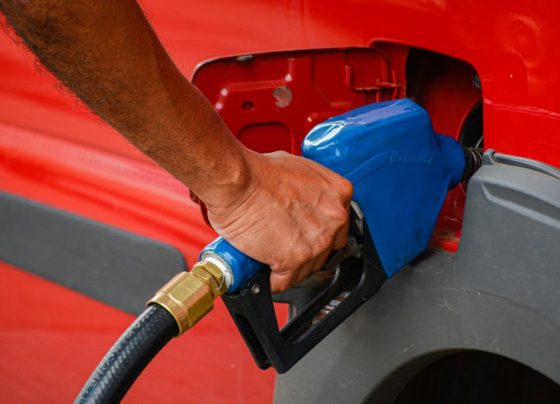 governo de mt reduz carga tributaria do estado em mais de r 1 2 bilhao e diminui icms sobre o diesel