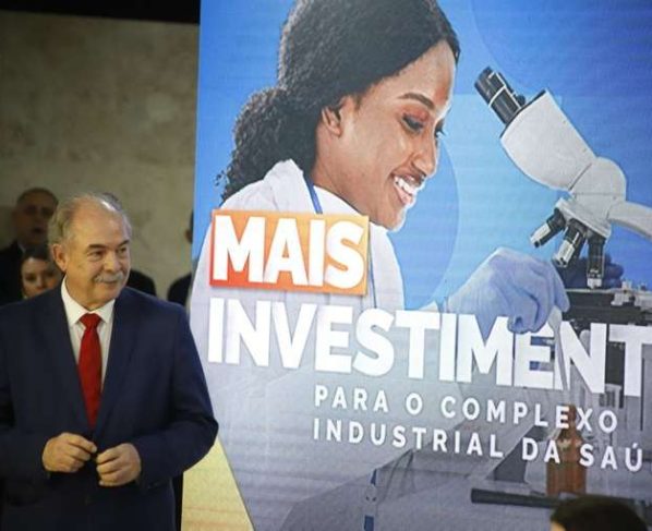 BNDES anuncia R$ 1,39 bi para indústria farmacêutica desenvolver medicamentos inovadores e acessíveis -