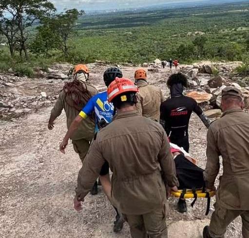 Trilheira se acidenta no Morro de Santo Antônio e é resgatada com ferimentos em Mato Grosso