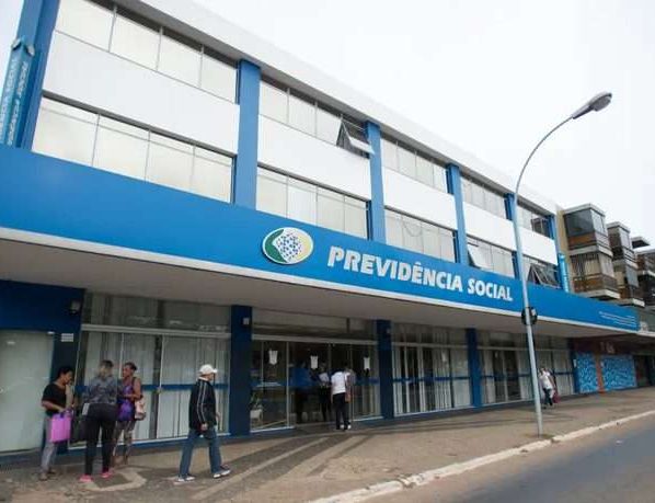 Presidente assina MP para acelerar análises de benefícios previdenciários - Marcelo Camargo/Agência Brasil