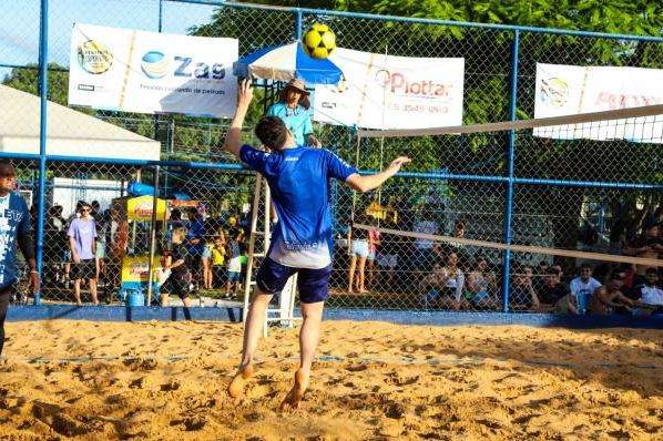 Sorriso sedia novamente a maior competicao de futevolei do mundo