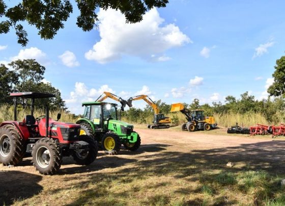 Mato Grosso recebe novas maquinas e equipamentos para fortalecer a agricultura e infraestrutura