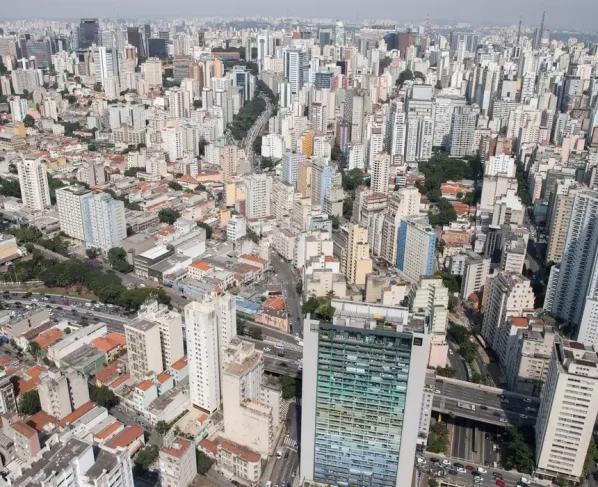 Lula anuncia novo modelo de crédito imobiliário para ampliar financiamento