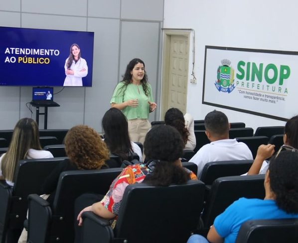 Prefeitura de Sinop promove capacitacao sobre atendimento ao publico aos recepcionistas das Unidades Basicas de Saude