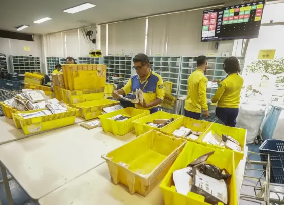 Correios devem receber aporte menor que o previsto, diz Haddad