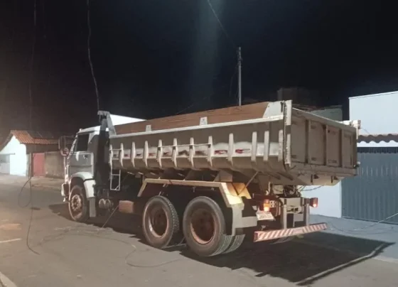 PM recupera caminhão furtado em Pontal do Araguaia