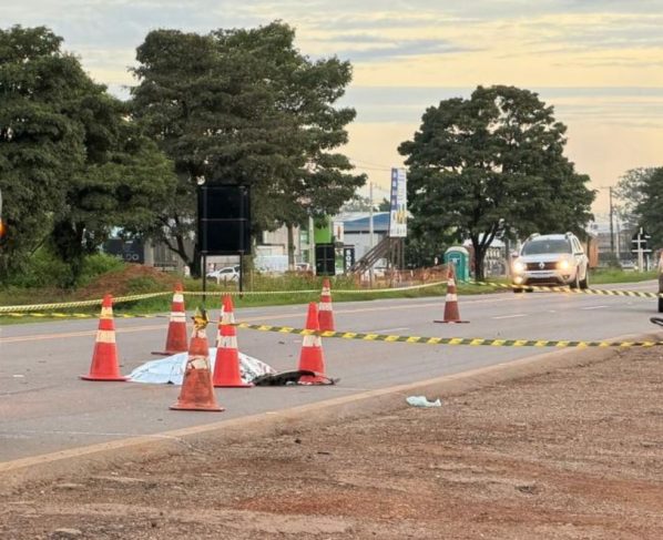 Ciclista morreu atropelada por caminhonete na BR-163. - Foto: Rhenzo Nogueira