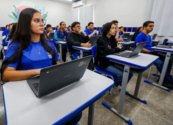 Alunos em programa do governo estadual