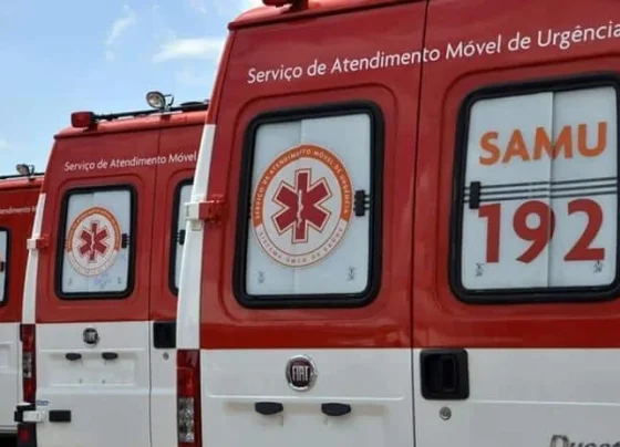Ambulâncias do Samu enfileiradas