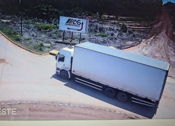Policia prende entregador de cestas basicas do CV foto Reproducao