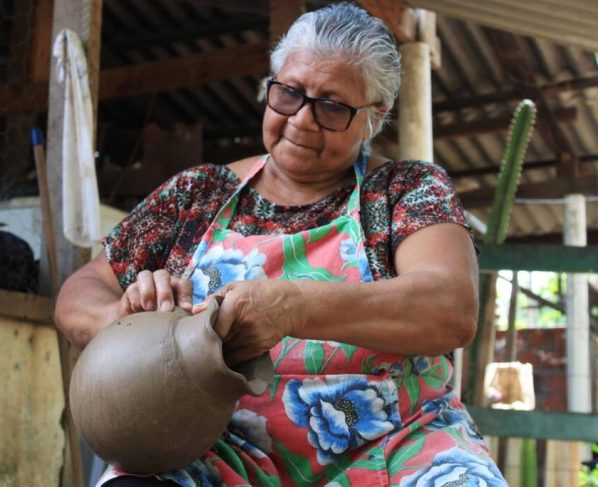 Sesc Arsenal inaugura exposição “Saberes que vem do barro” em homenagem a ceramistas de Cuiabá
