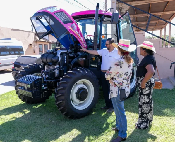Operação de máquinas agrícolas