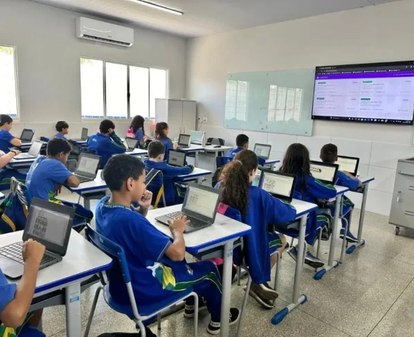 Projeto Decolando: Seduc convoca aprovados para matrículas