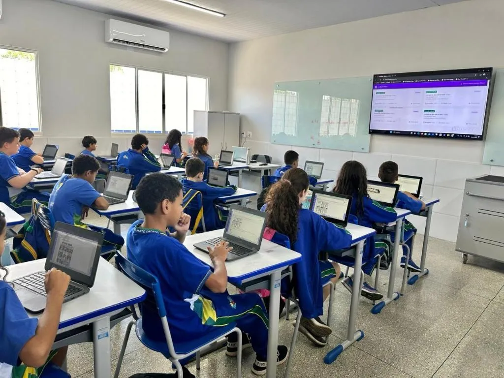 Projeto Decolando: Seduc convoca aprovados para matrículas