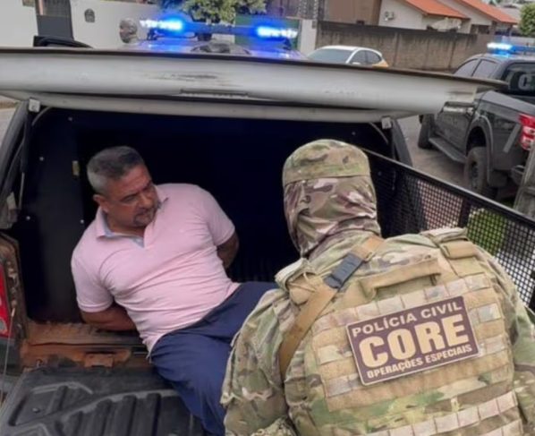 Antônio Jocemar Pedroso da Silva, gestor legislativo e pregoeiro da Câmara Municipal de Sorriso (a 398 km de Cuiabá) e ex-professor do Ensino Médio, é um dos alvos da Polícia Civil na Operação Falso Mestre, deflagrada na terça-feira (19)