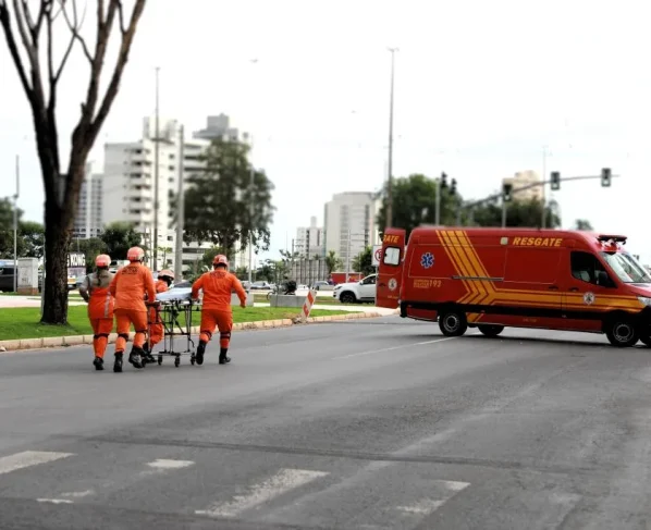 Corpo de Bombeiros socorre mulher que engasgou ao comer salgado em Juína