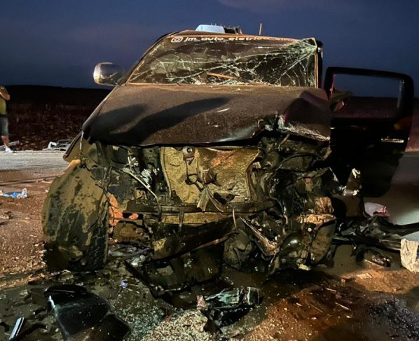 Grave colisão na Estrada da Morocó deixa dois motoristas feridos e mobiliza bombeiros de Lucas do Rio Verde