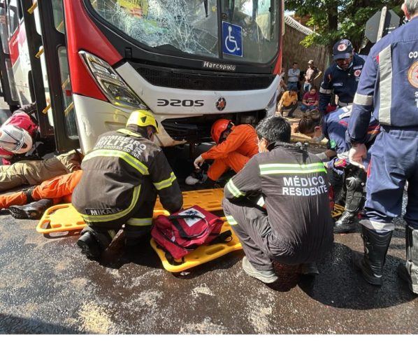 acidente onibus brilhante