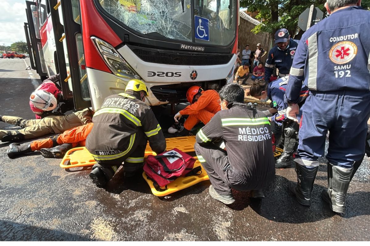 acidente onibus brilhante