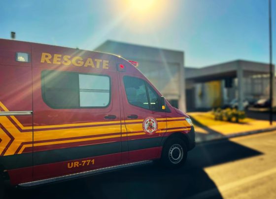 Ambulancia do corpo de bombeiros