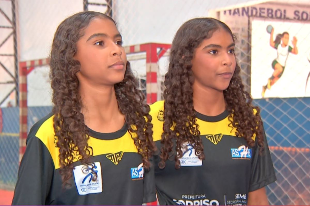 As gêmeas Ana Clara e Maria Eduarda foram convocadas para a seleção brasileira infantil. - Foto: TVCA