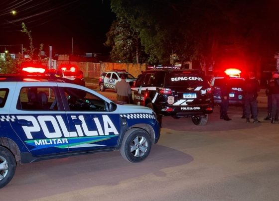 Polícia Militar e Civil atendem a ocorrência. (Foto: José Aparecido)