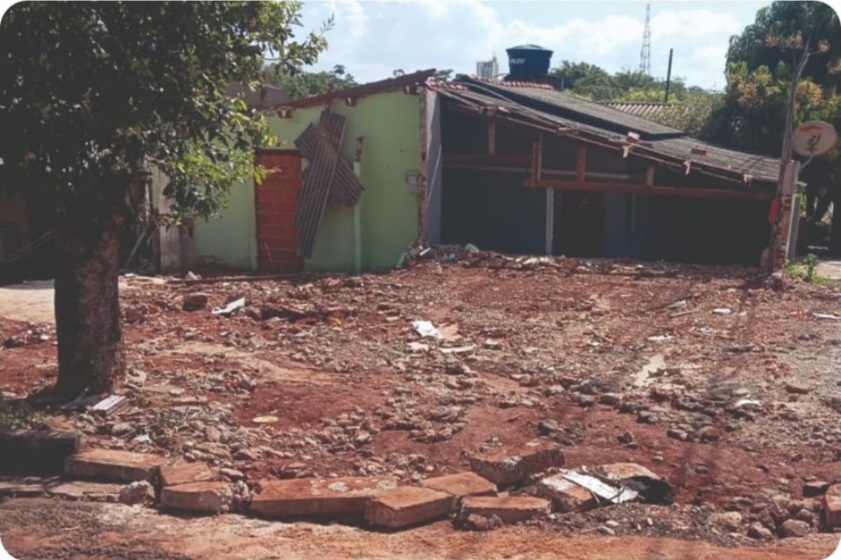 casa destruida tangara
