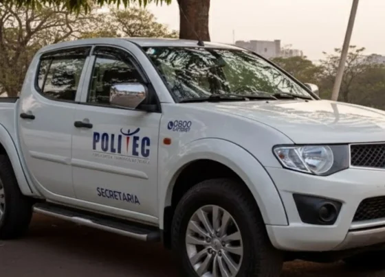 Caminhonete da politec
