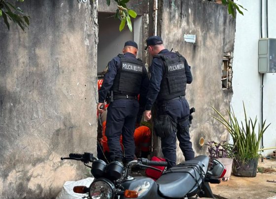 Mulher de 47 anos é morta a tiros por dupla em moto. - Foto: Reprodução