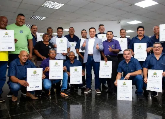 Homenagem a trabalhadores do transporte coletivo