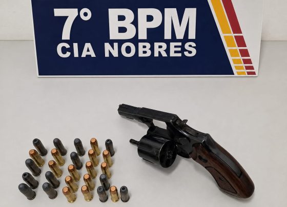 Homem é preso com revólver e 27 munições durante abordagem em conveniência de Nobres