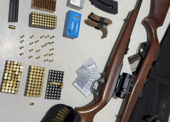 Homem registrado como CAC descumpriu determinação que suspendia o porte e a posse de armas.
