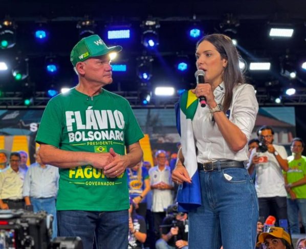 politica de primeira