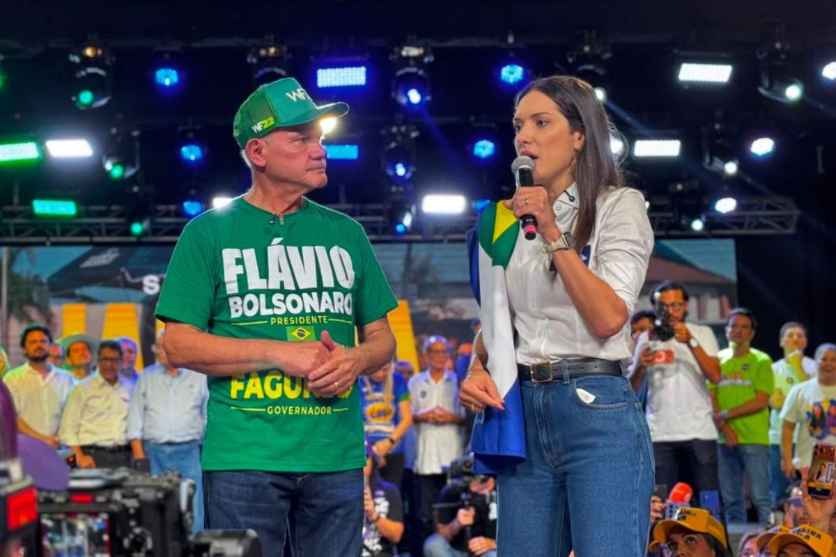 politica de primeira