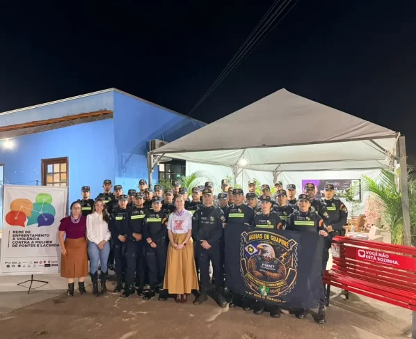 Rede de Enfrentamento leva acolhimento a mulheres durante exposição em Pontes e Lacerda