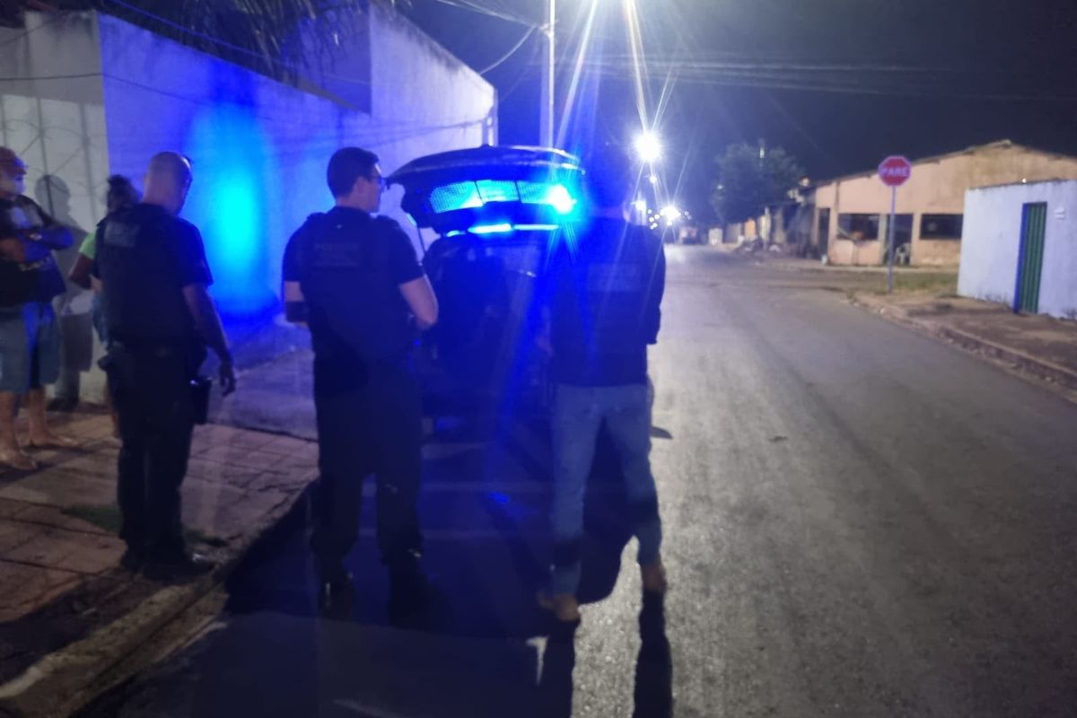 Cinco são presos durante operação contra golpes eletrônicos. - Foto: PCDF