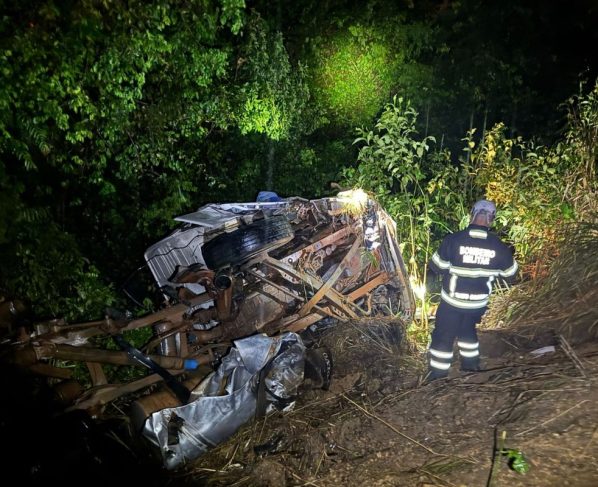Acidente entre caminhões deixa cinco feridos em Lucas do Rio Verde. - Foto: CBMMT