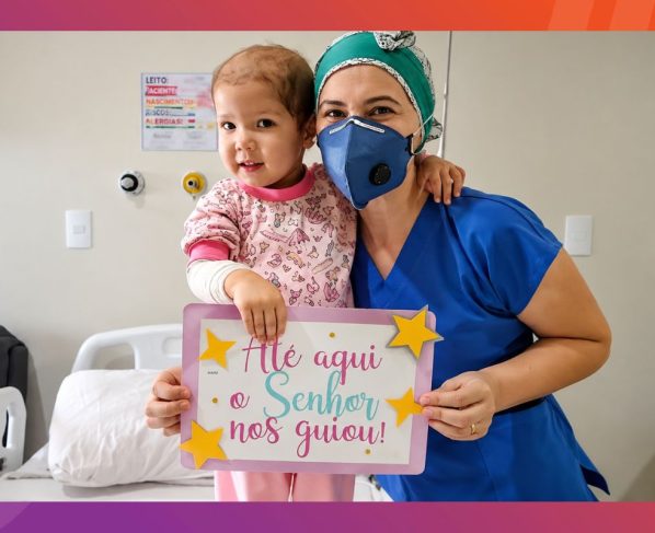 Valentina recebeu diagnóstico de leucemia mieloide aguda aos 2 anos. - Foto: Arquivo Pessoal