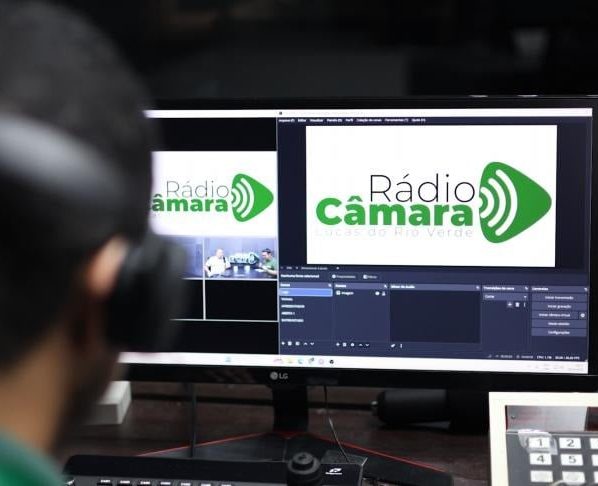Rádio Câmara de Lucas do Rio Verde completa um ano e fortalece transparência do Legislativo