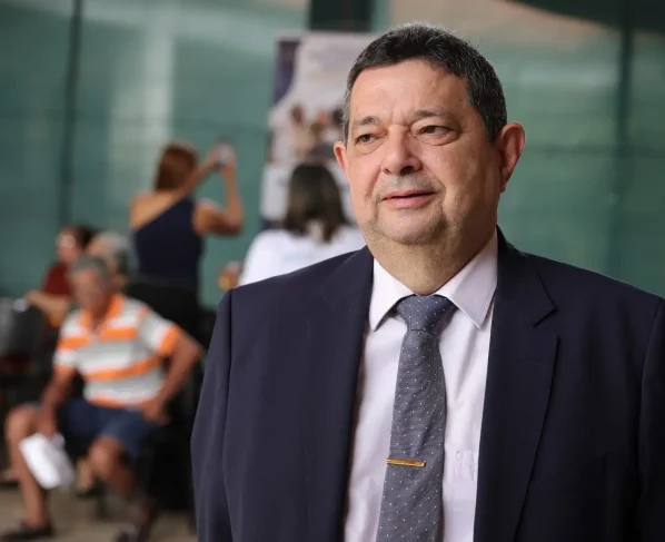 Documentação para idosos ganha força em Várzea Grande