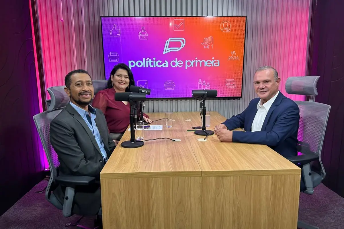 politica de primeira