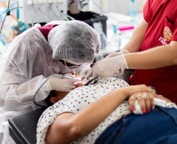 Exame odontológico