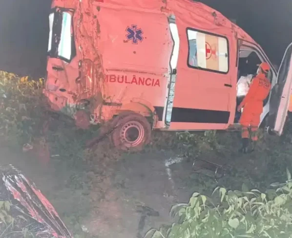 Justiça mantém demissão de motorista após acidente com ambulância. - Foto: Reprodução