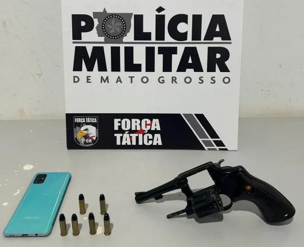Força Tática prende três suspeitos e apreende revólver em Tangará da Serra