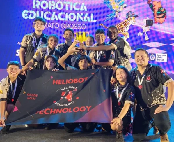 Com robôs de Lego e controle de Xbox, Heliobot Technology demonstra resultados de política pública de tecnologia educacional em Mato Grosso