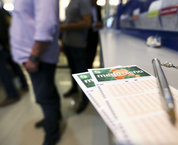Mega-Sena paga hoje prêmio de R$ 31 milhões