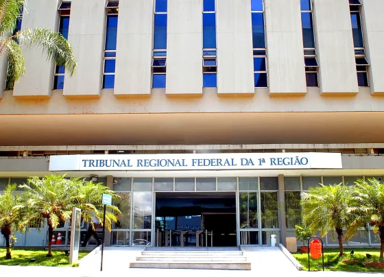 Fachada do TRF1