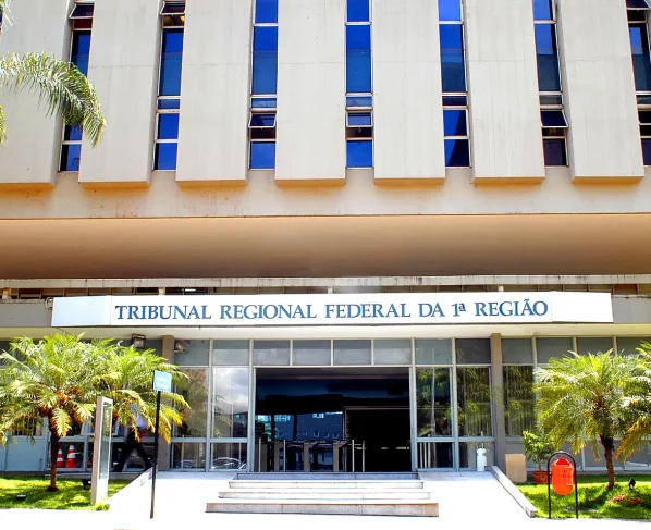 Fachada do TRF1